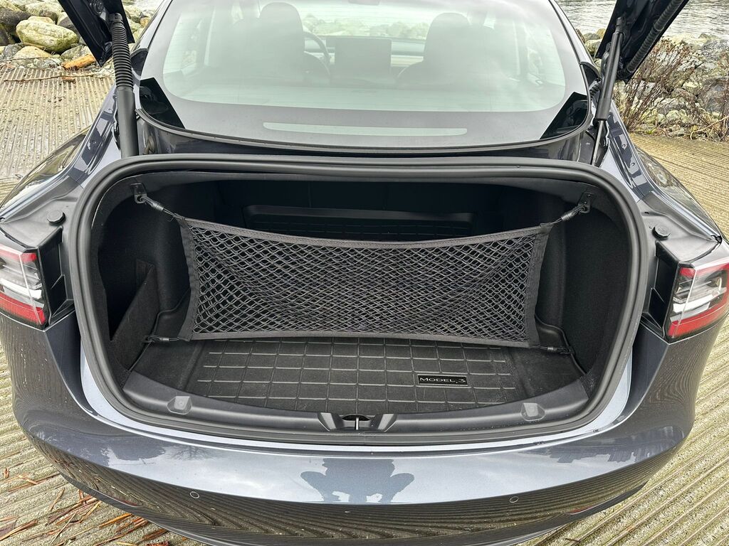 2021 Tesla Model 3 Standard Range Plus- New Tires, Vancouver, Cash