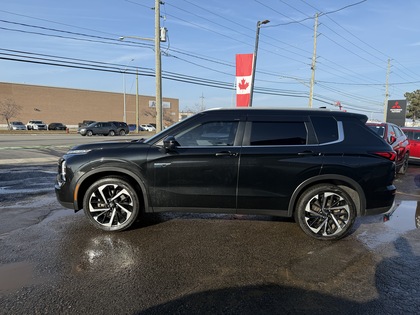 used 2023 Mitsubishi Outlander PHEV car, priced at $35,950