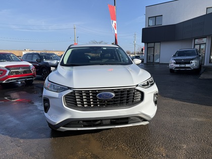 used 2025 Ford Escape car, priced at $34,950