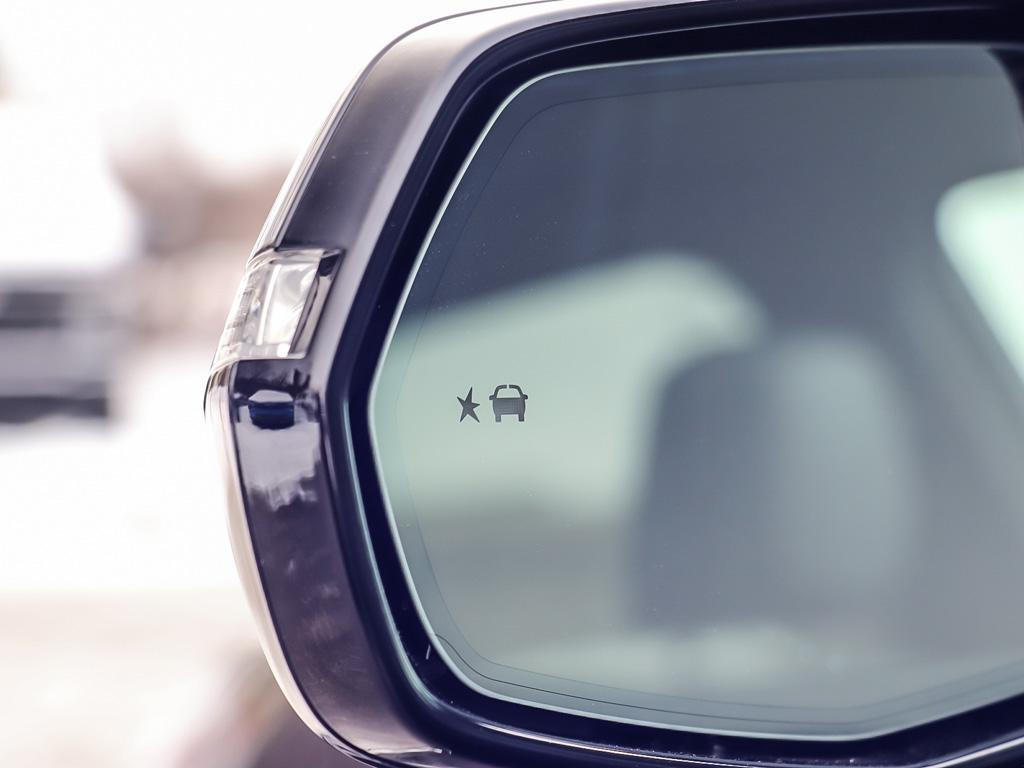 2024 Cadillac XT5 - Gallery image 32