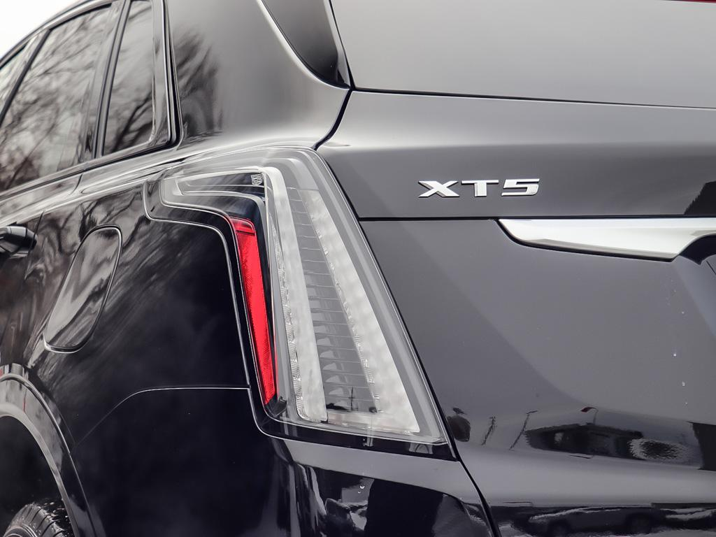 2024 Cadillac XT5 - Gallery image 15
