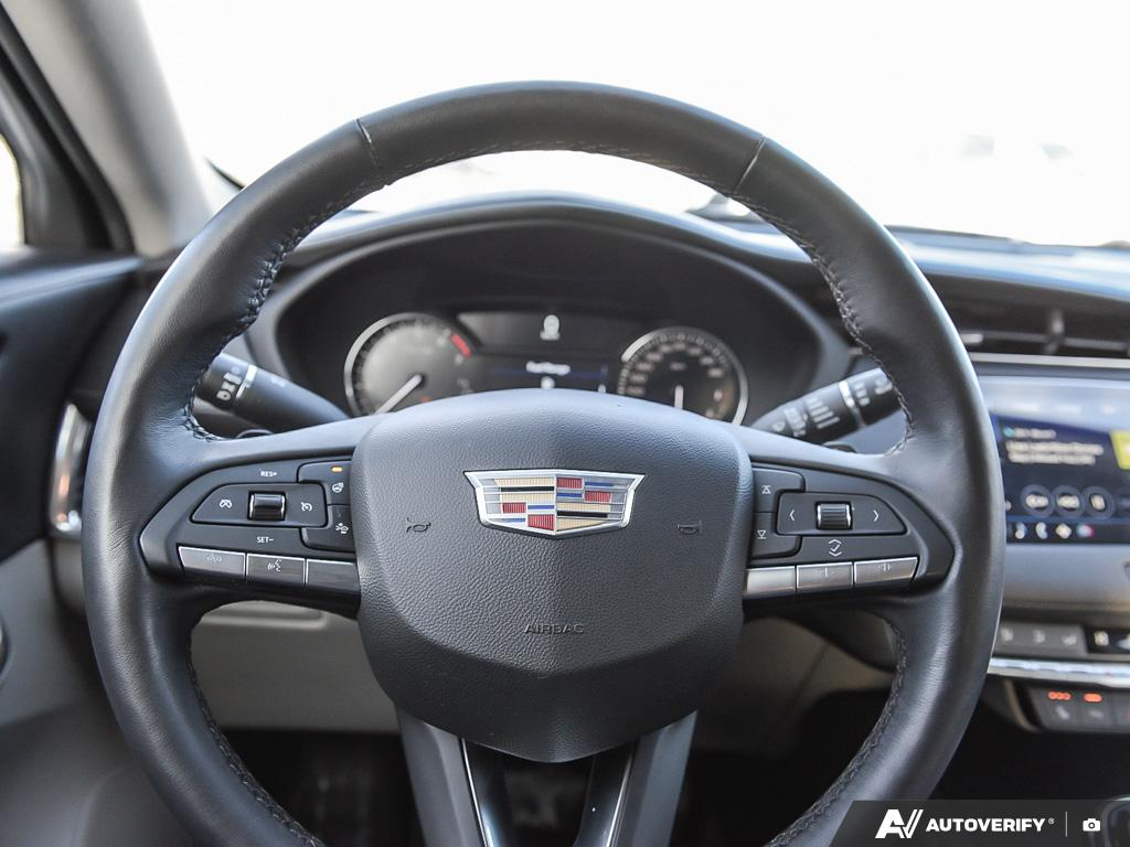 2022 Cadillac XT4 - Gallery image 15