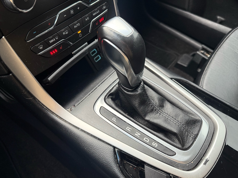 2018 Ford Edge - Gallery image 23