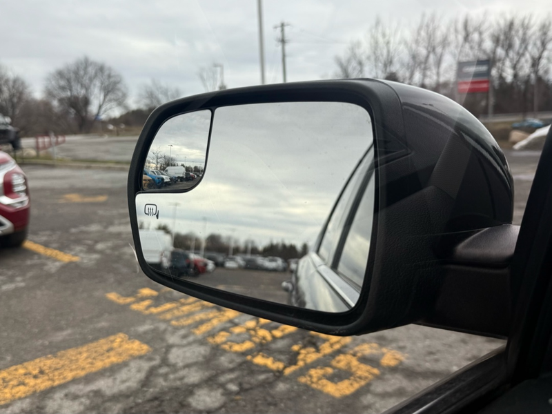 2018 Ford Edge - Gallery image 10