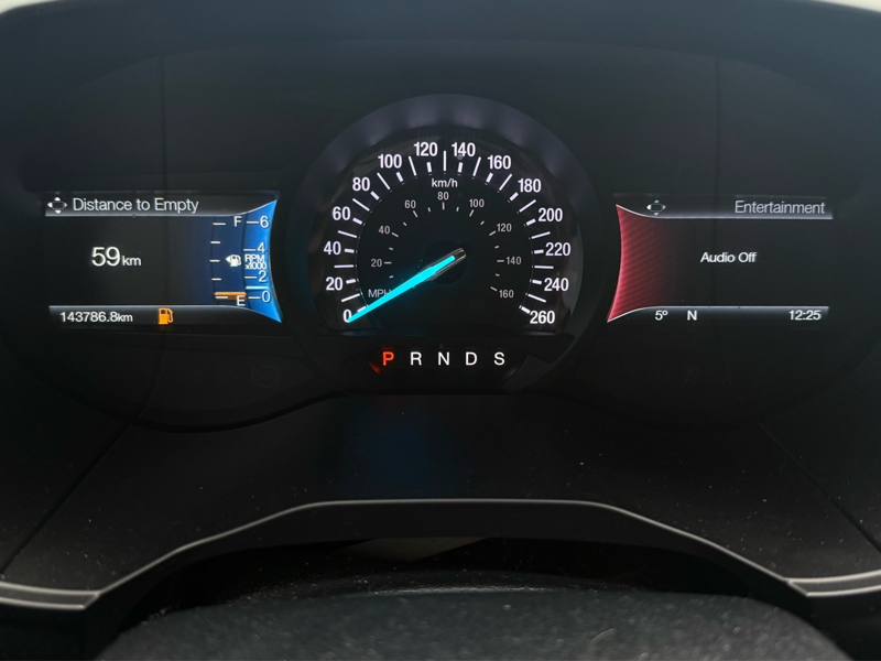 2018 Ford Edge - Gallery image 17