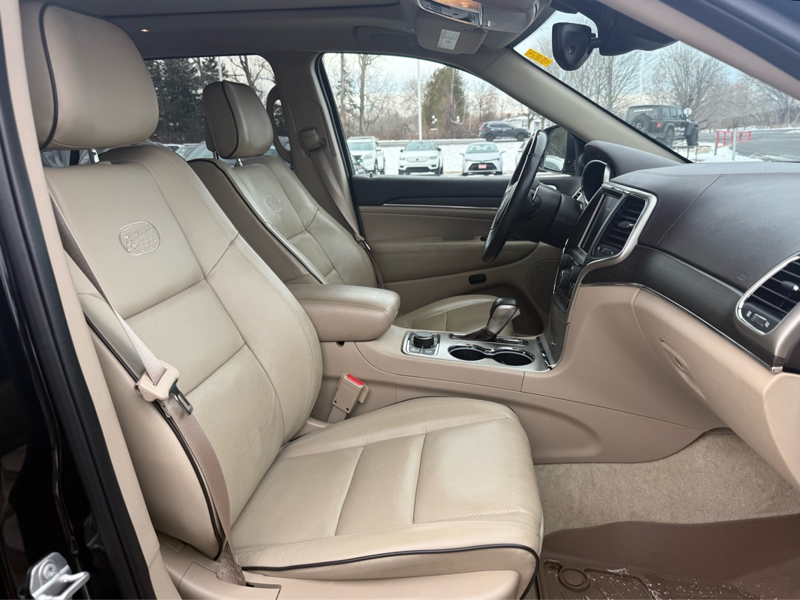2017 Jeep Grand Cherokee - Gallery image 23
