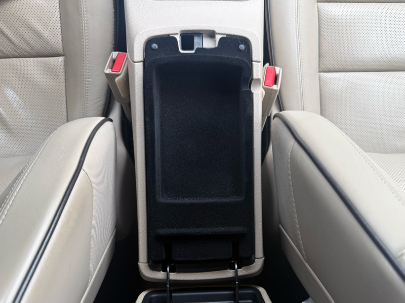 2017 Jeep Grand Cherokee - Gallery image 26