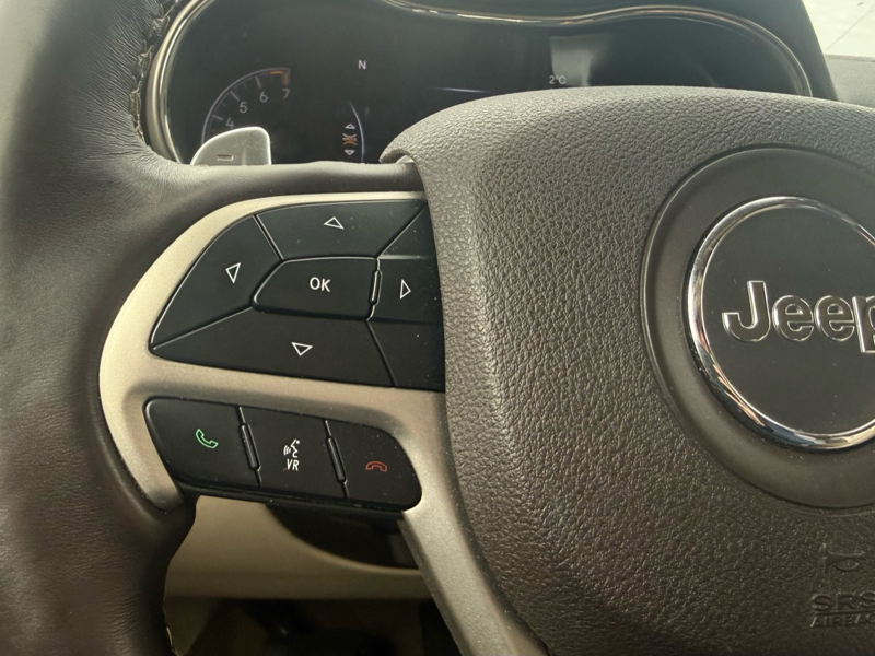 2017 Jeep Grand Cherokee - Gallery image 14