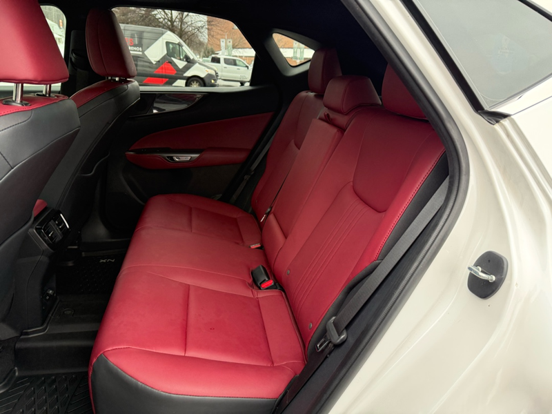 2024 Lexus NX 350 - Gallery image 23