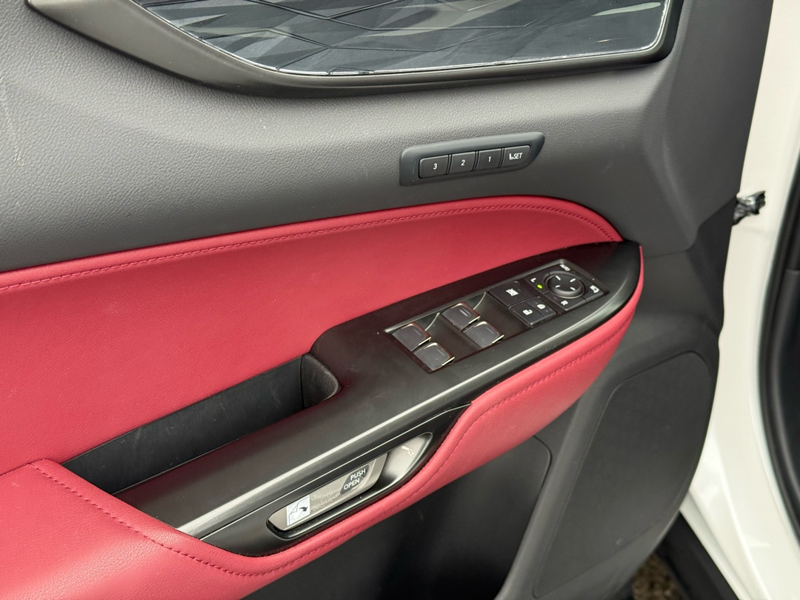 2024 Lexus NX 350 - Gallery image 12