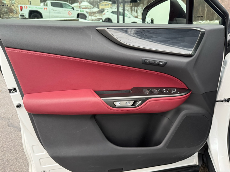 2024 Lexus NX 350 - Gallery image 11