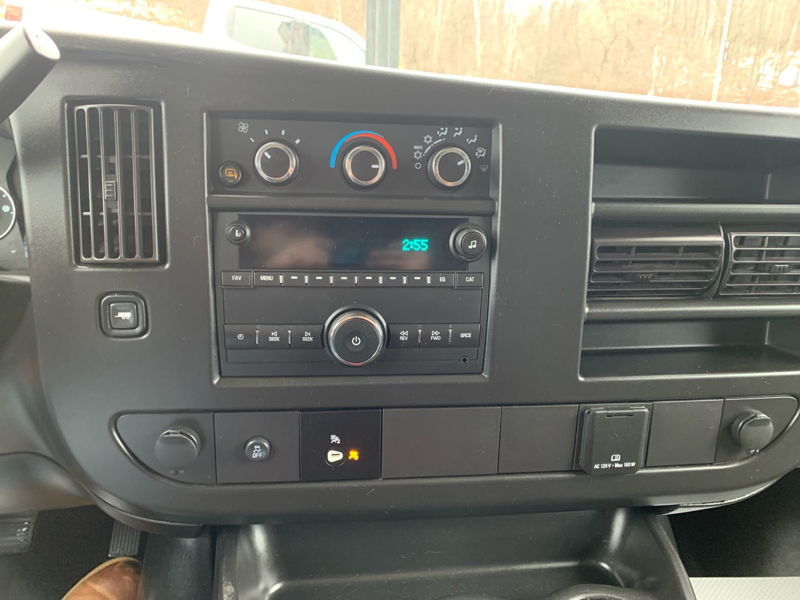 2023 GMC Savana Cargo - Gallery image 22