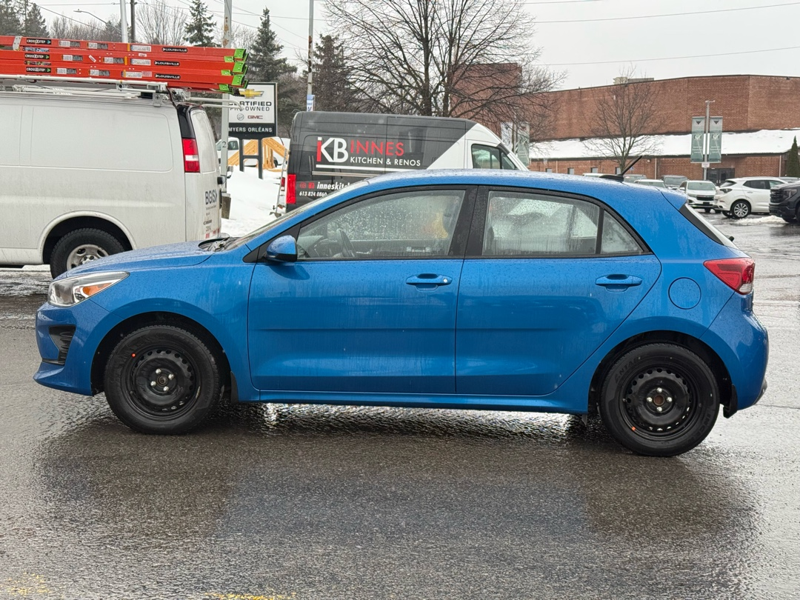2021 Kia Rio 5-Door - Gallery image 6