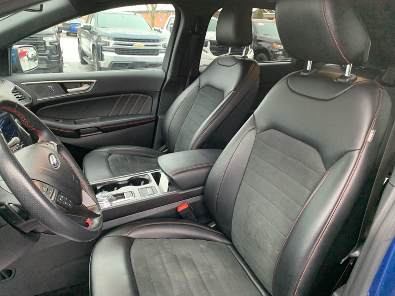2022 Ford Edge - Gallery image 12