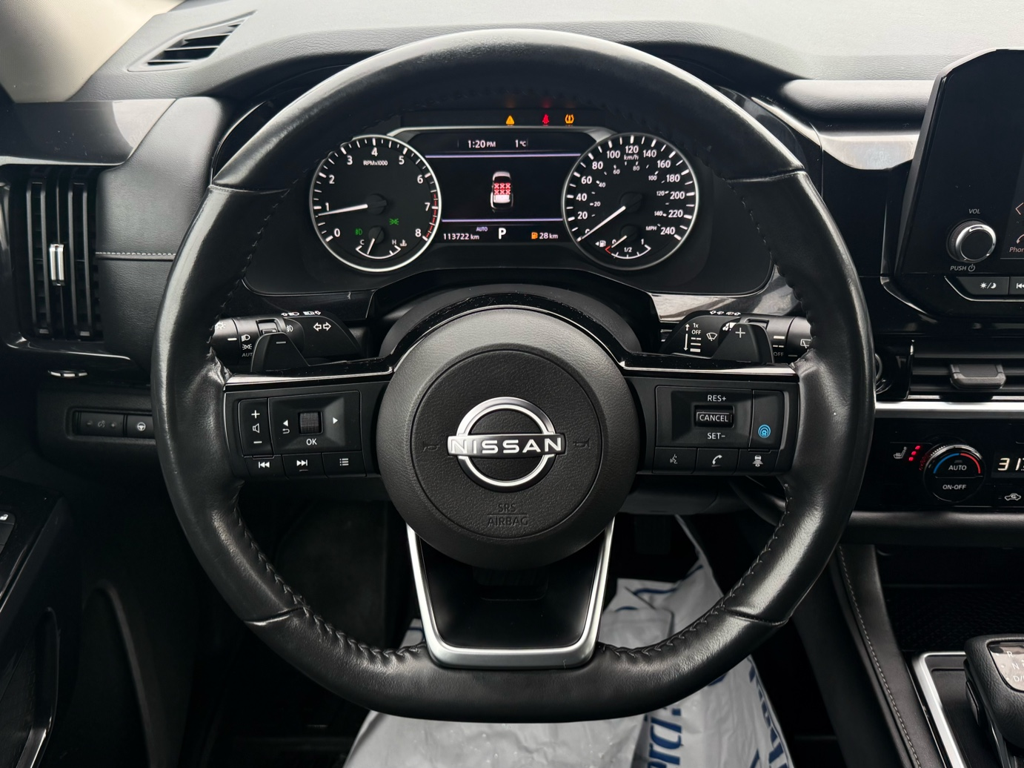 2022 Nissan Pathfinder - Gallery image 2