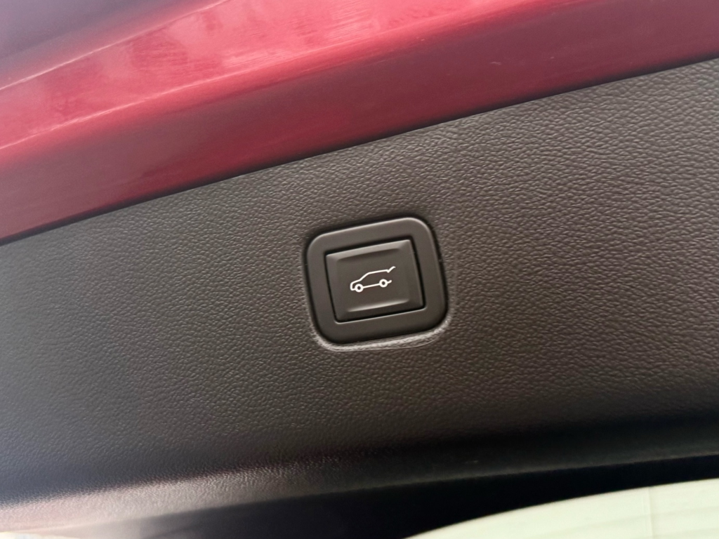 2025 Chevrolet Blazer - Gallery image 33