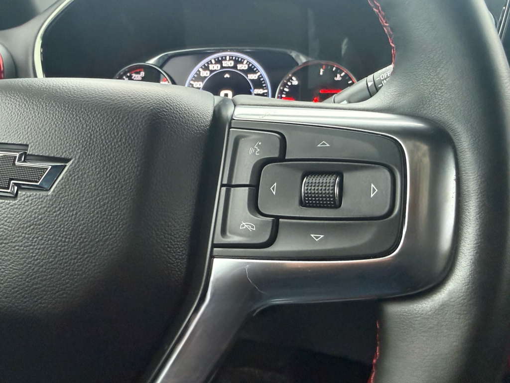 2025 Chevrolet Blazer - Gallery image 17