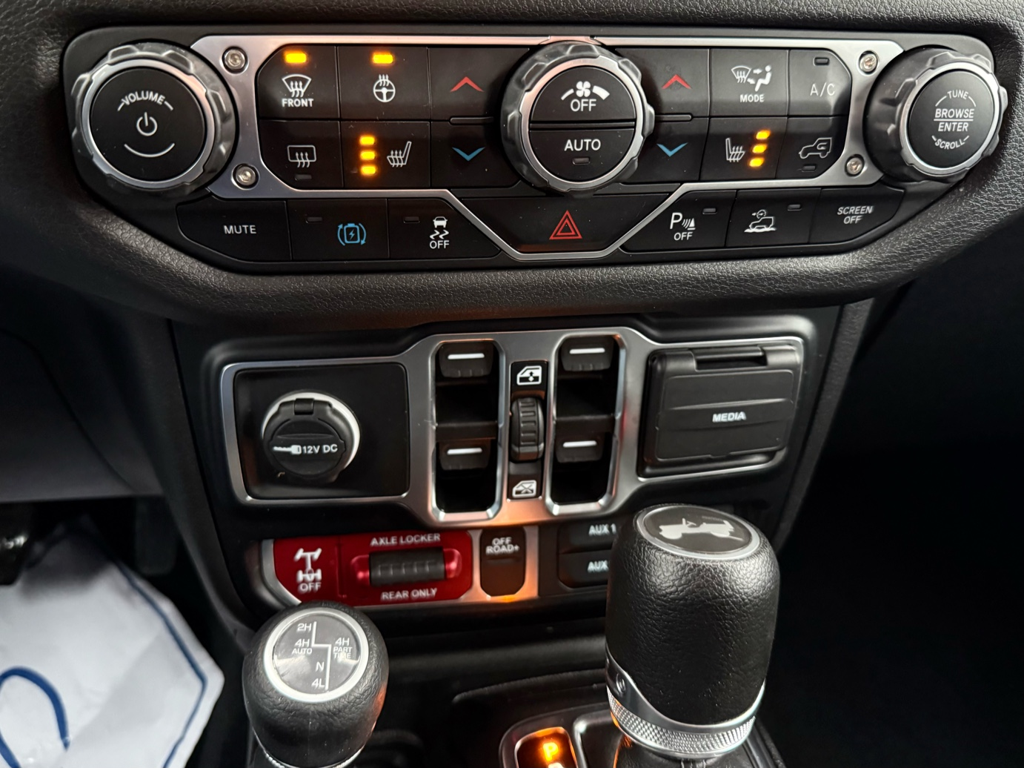 2024 Jeep Wrangler 4xe - Gallery image 21