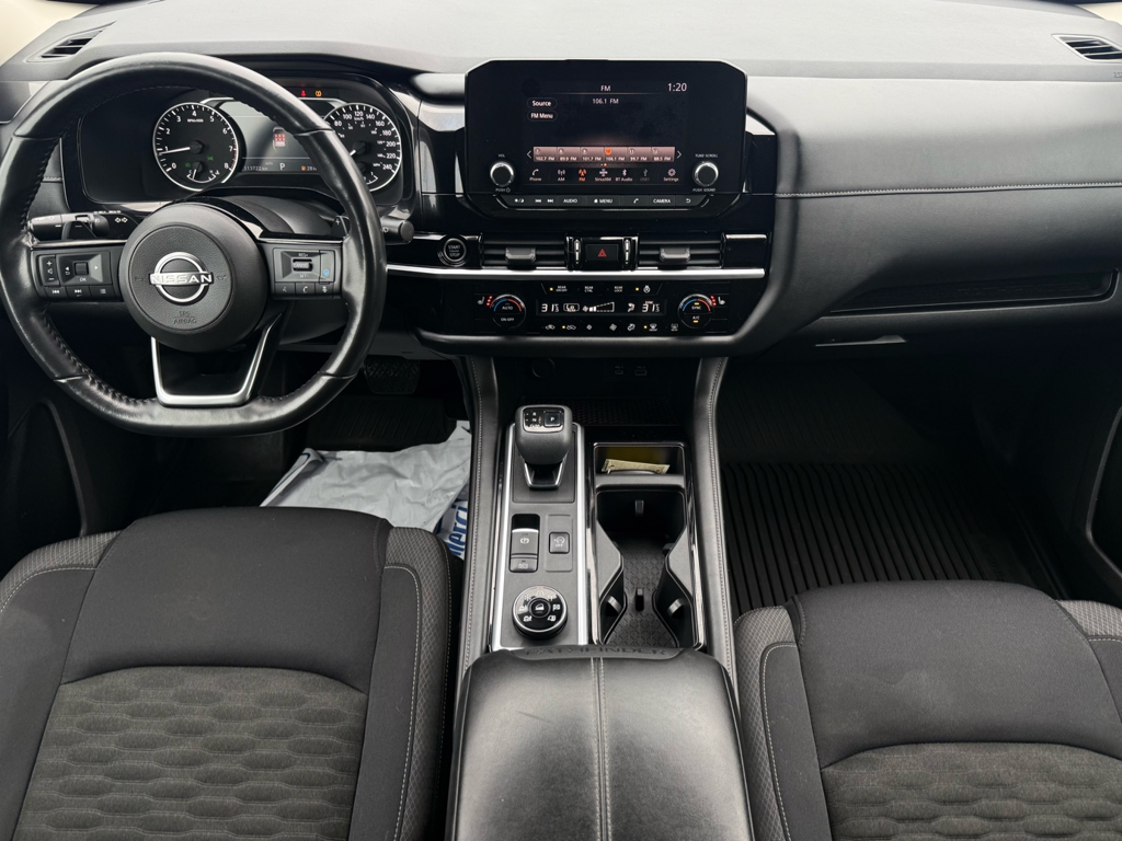 2022 Nissan Pathfinder - Gallery image 12