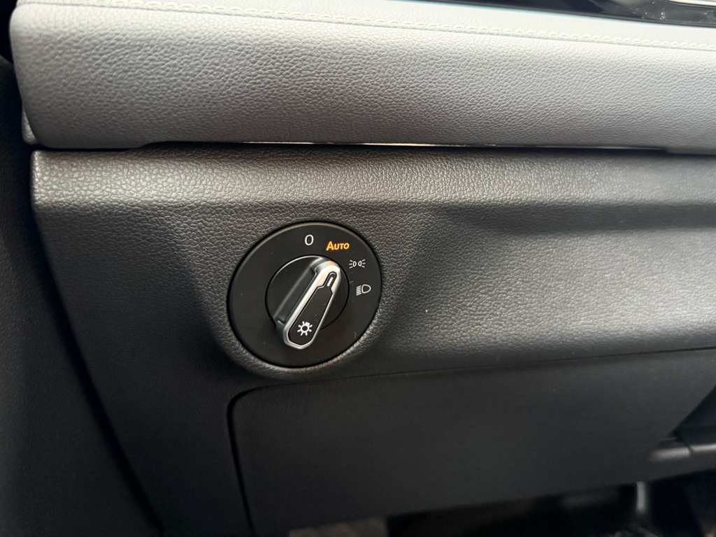 2025 Volkswagen Jetta - Gallery image 13