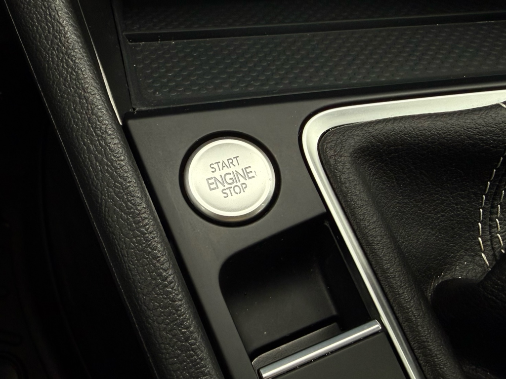 2025 Volkswagen Jetta - Gallery image 21