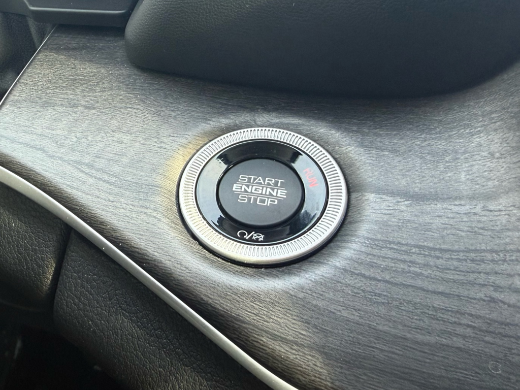 2022 Jeep Grand Cherokee L - Gallery image 17