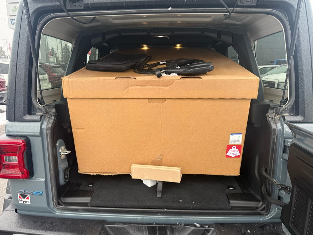 2024 Jeep Wrangler 4xe - Gallery image 23