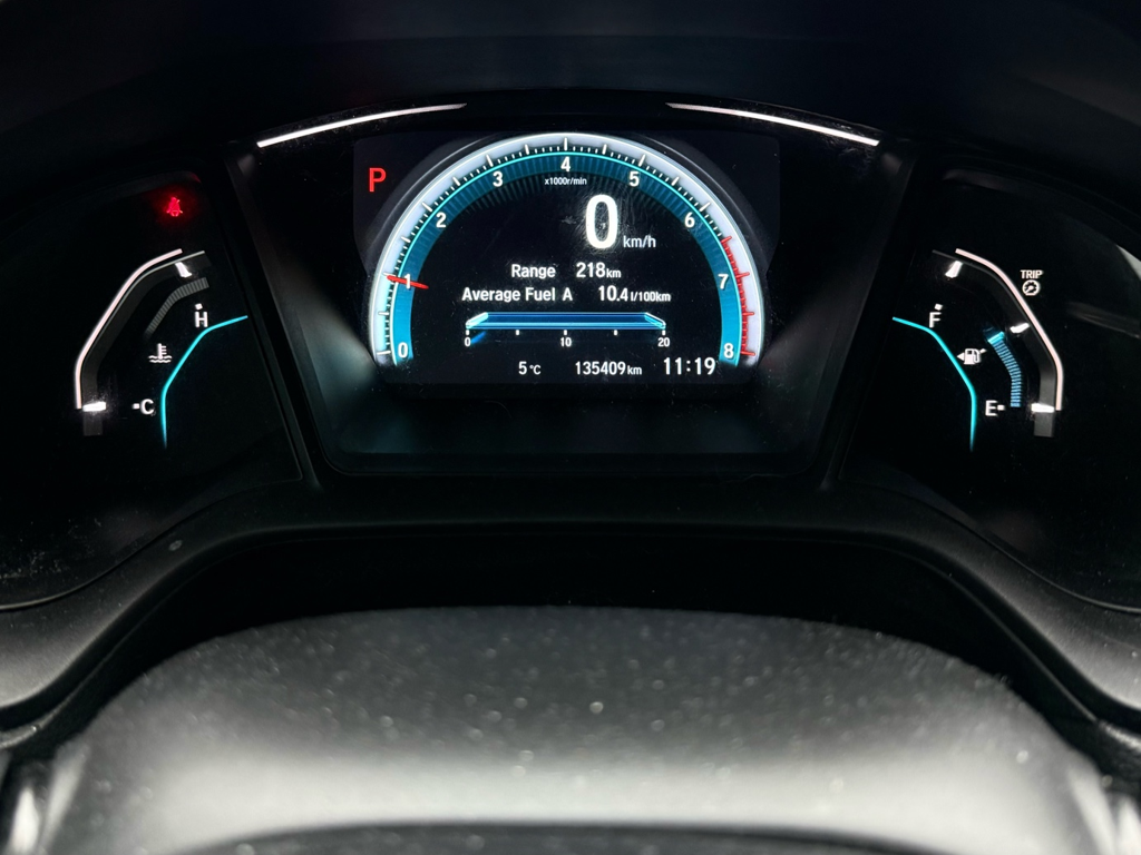 2017 Honda Civic Hatchback - Gallery image 16