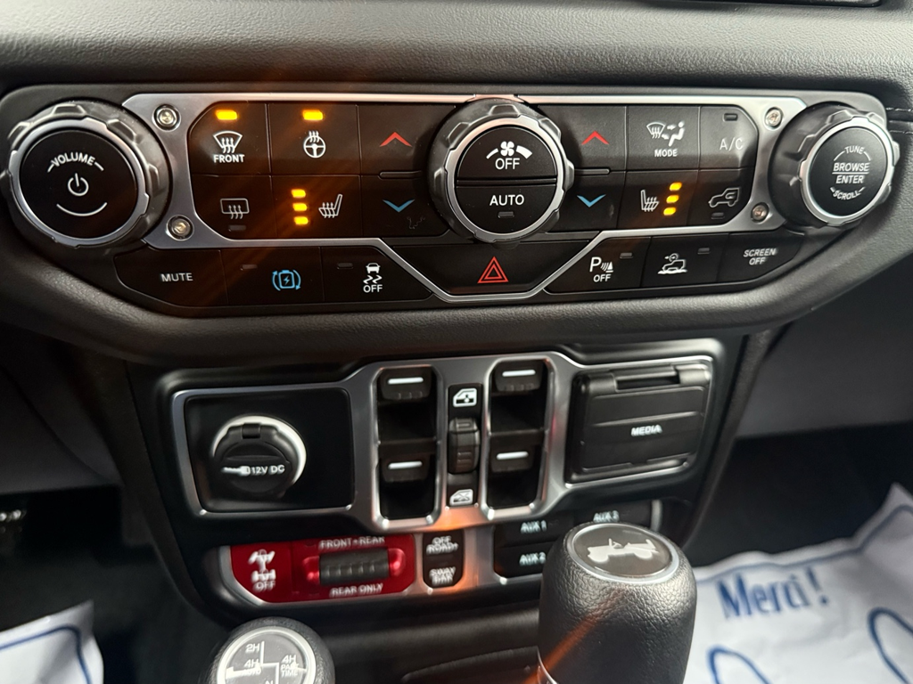 2024 Jeep Wrangler 4xe - Gallery image 19