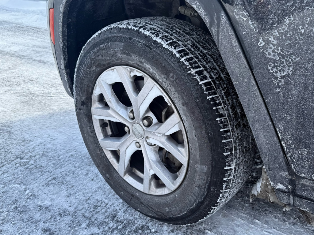 2022 Jeep Grand Cherokee L - Gallery image 7