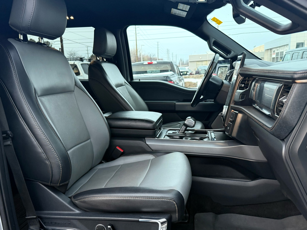 2023 Ford F-150 Lightning - Gallery image 23