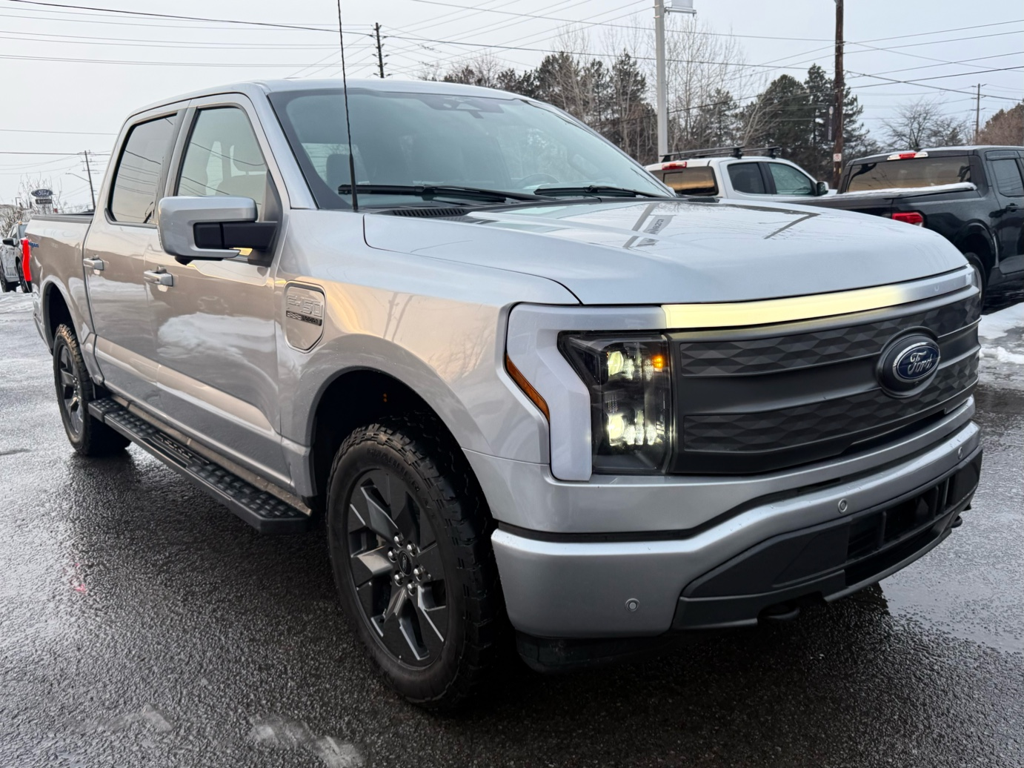 2023 Ford F-150 Lightning - Gallery image 3