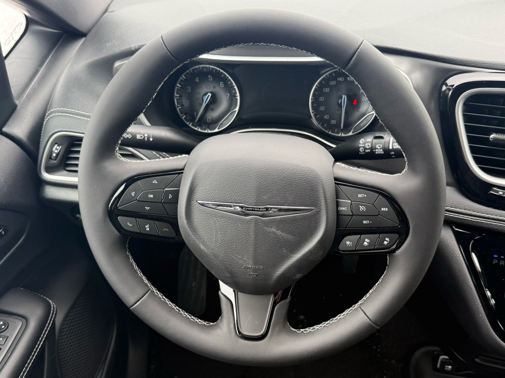 2026 Chrysler Pacifica