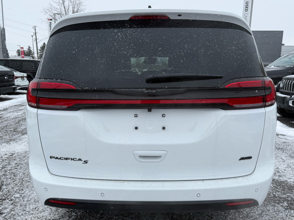 2026 Chrysler Pacifica