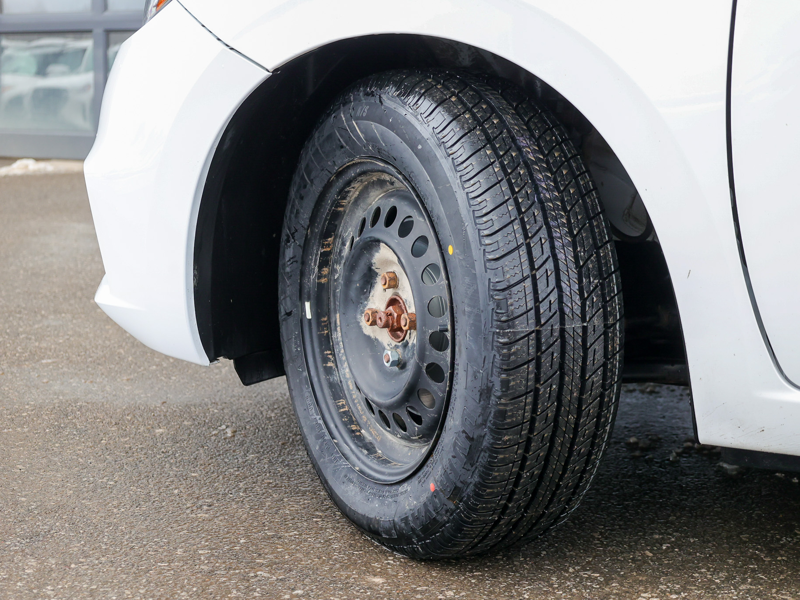 2022 Nissan Versa - Gallery image 6