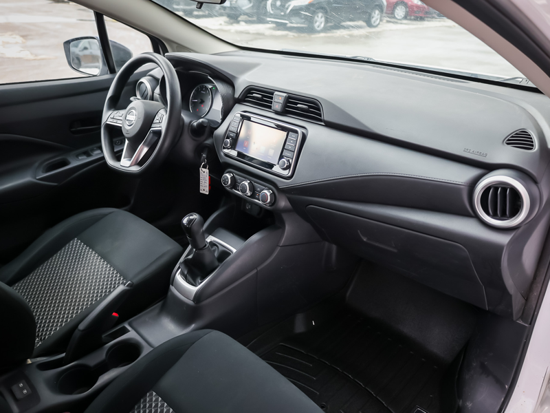 2022 Nissan Versa - Gallery image 9