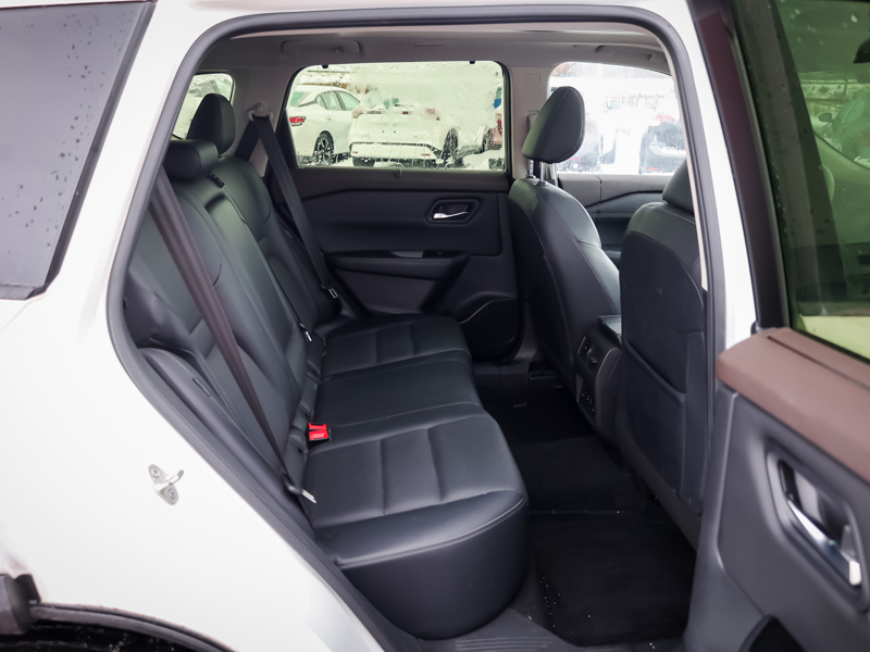 2023 Nissan Rogue - Gallery image 11