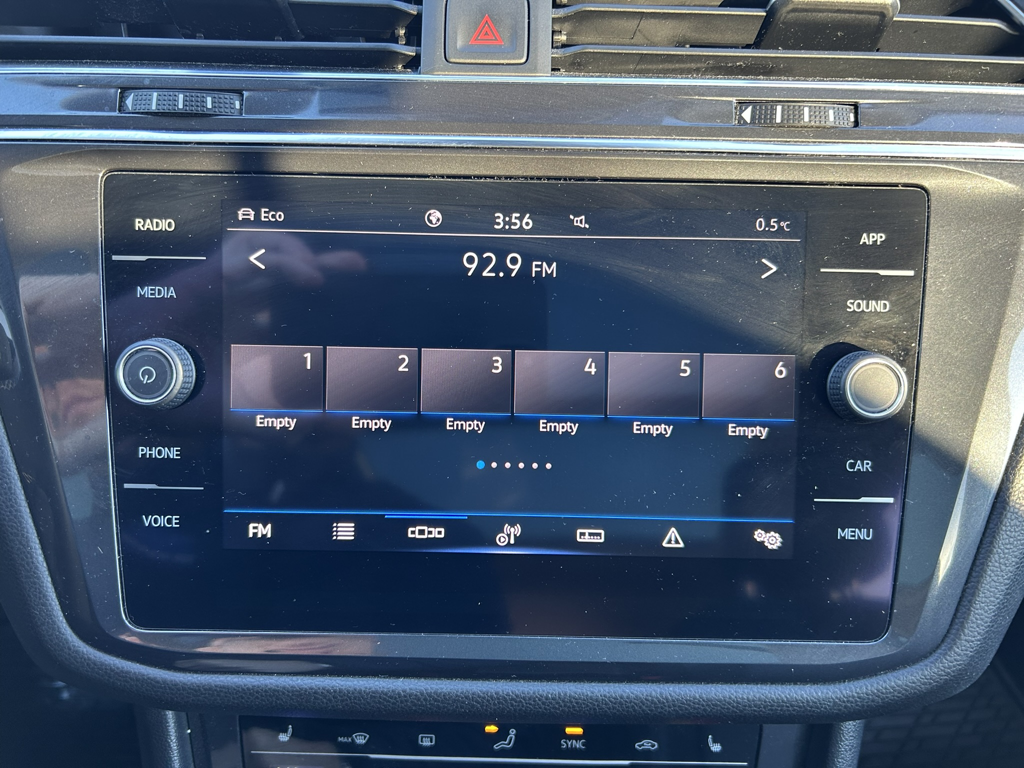 2022 Volkswagen Tiguan - Gallery image 19