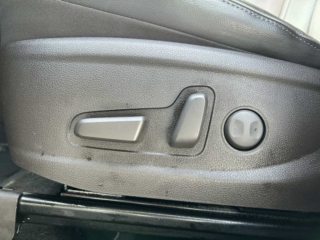 2021 Hyundai Santa Fe - Gallery image 12