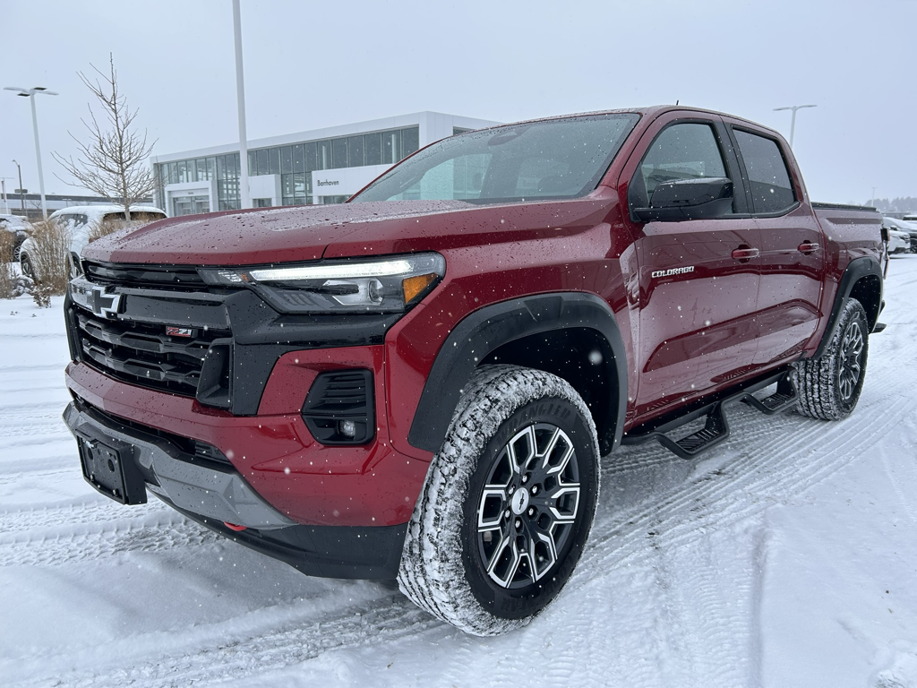 2024 Chevrolet Colorado - Gallery image 2