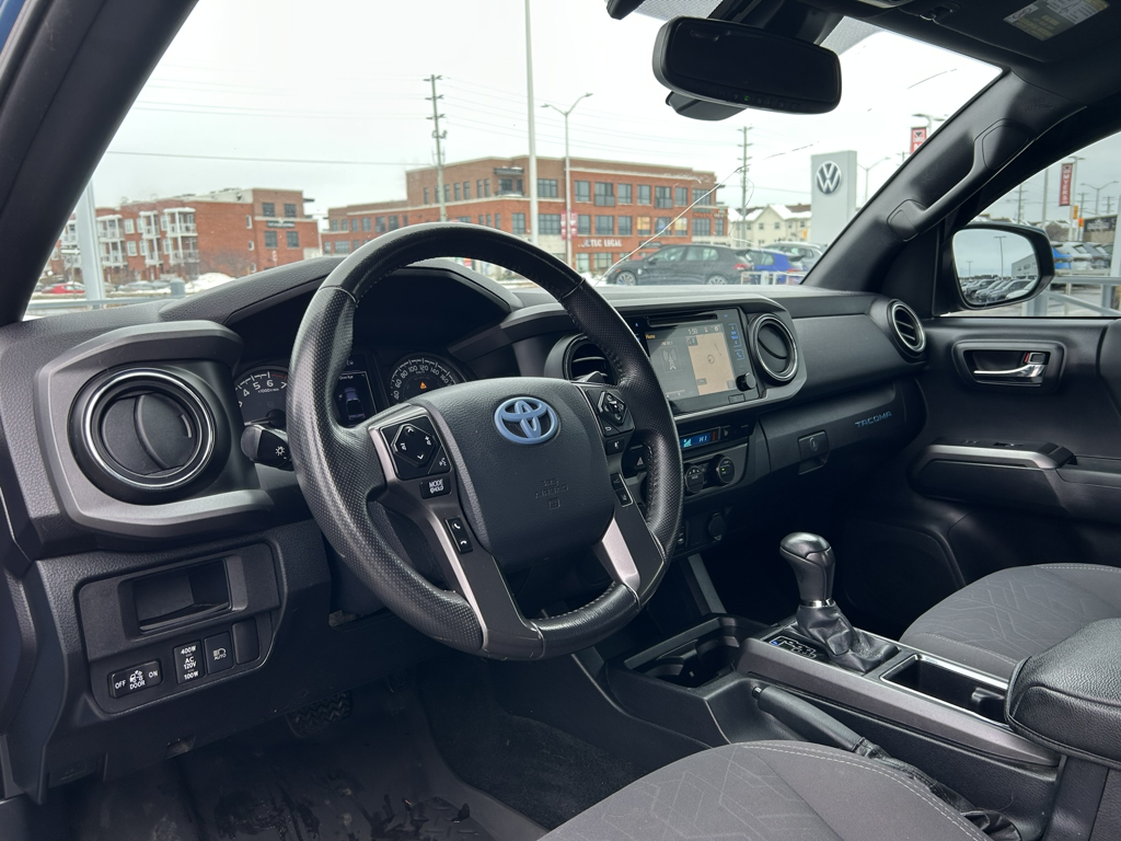 2019 Toyota Tacoma - Gallery image 14