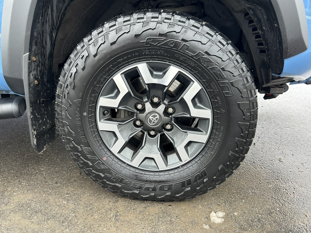 2019 Toyota Tacoma - Gallery image 9