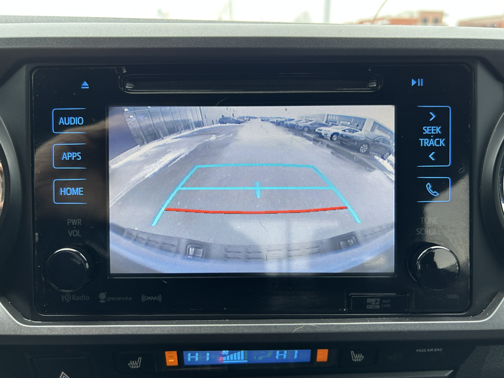 2019 Toyota Tacoma - Gallery image 24