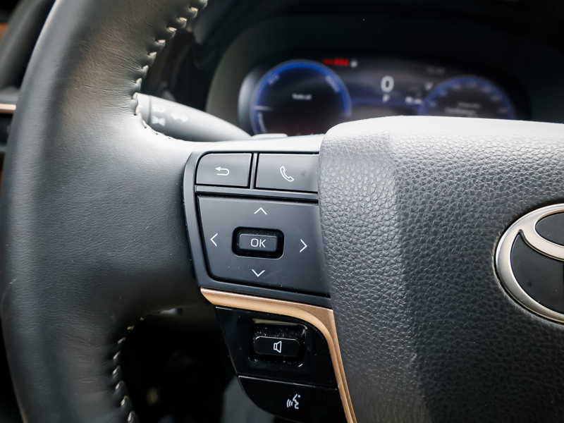 2025 Toyota Crown Signia - Gallery image 15