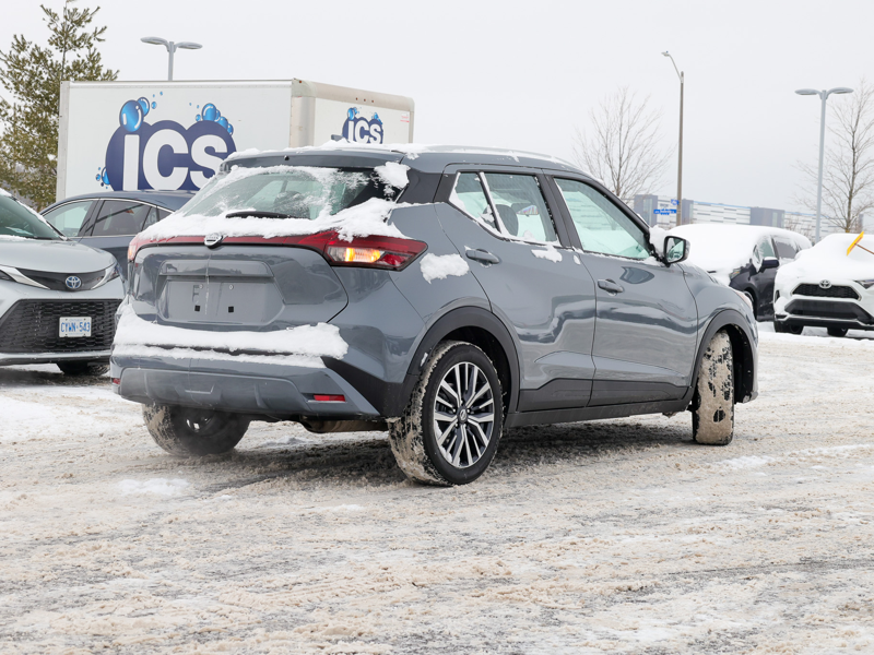 2021 Nissan Kicks - Gallery image 2
