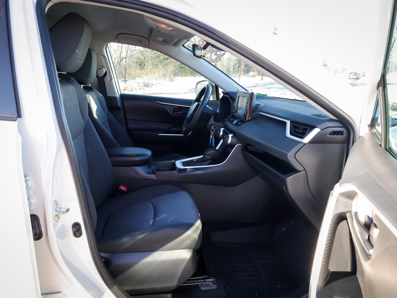 2021 Toyota RAV4 - Gallery image 10