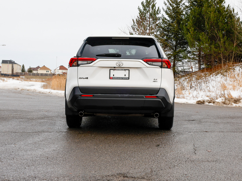 2023 Toyota RAV4 - Gallery image 3