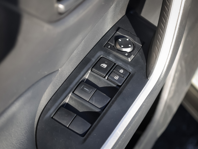 2021 Toyota RAV4 - Gallery image 14