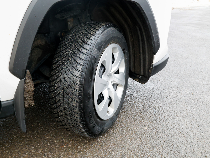 2023 Toyota RAV4 - Gallery image 6