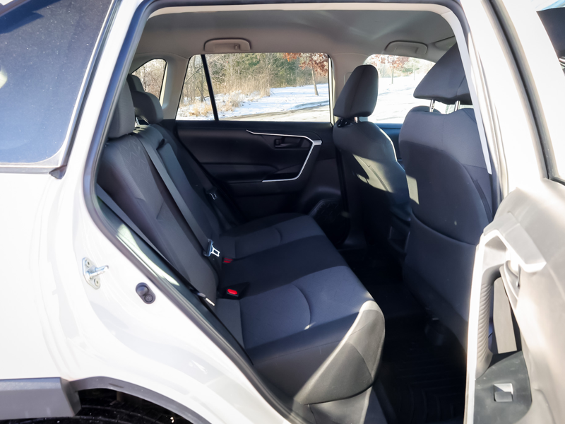 2021 Toyota RAV4 - Gallery image 11